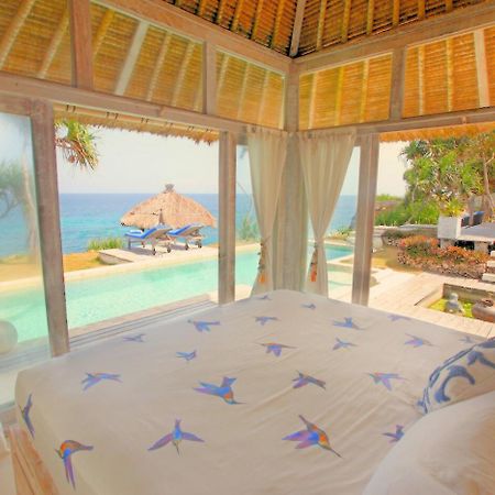 Villa Lumba Lumba - Oceanfront & Spectacular View! 蓝梦岛 外观 照片